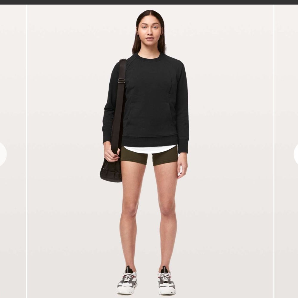 Lululemon- Women’s Scuba Crewneck- Sz 12- Black- W/ Kangaroo 🦘 Pocket